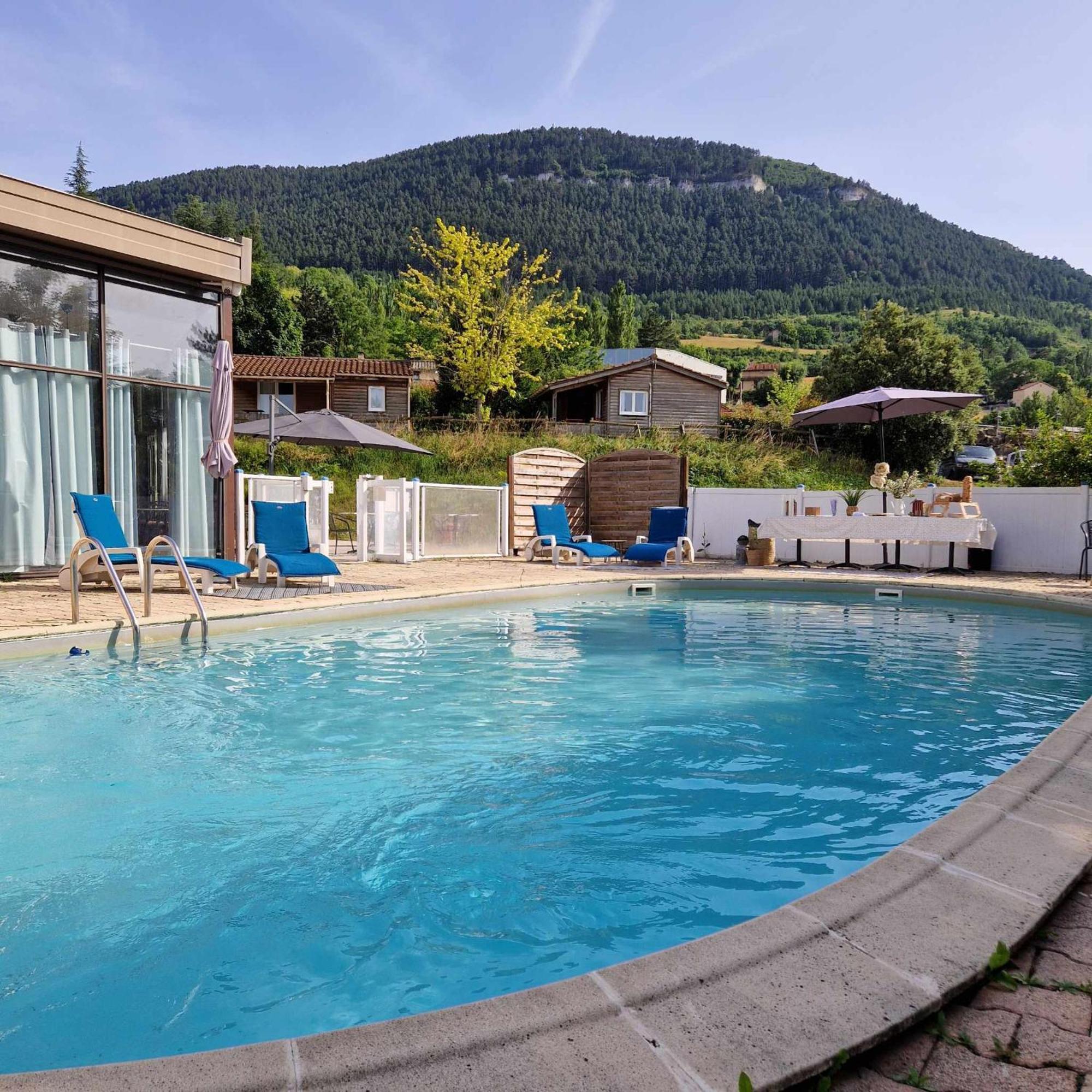 Tempo Hotel Мийо Екстериор снимка
